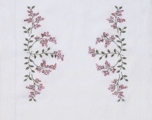 Wholesale Customized White 100% Cotton Table <b>Runners</b> Embroidered Red Flowers <b>Washable</b> Durable Home Events - Product Image 2