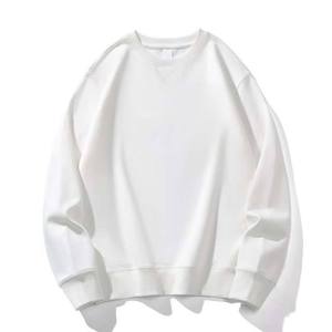 เสื้อสเวตเชิ้ตผู้ชายไซส์ใหญ่ ลายพิมพ์ดิจิทัล แฟชั่น OEM สีพื้น คอโอ ทรงหลวม ใส่สบาย สำหรับฤดูใบไม้ผลิและฤดูใบไม้ร่วง - Product Image 4