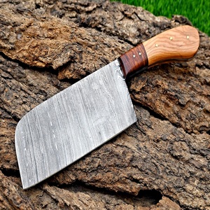 Cuchillo de Cocina Hecho a Mano por A&M Enterprises, Acero de Damasco, Mango de Madera de Olivo, Hoja con Punta Caída, Longitud Total de 12 Pulgadas - Product Image 1