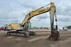 Potente Excavadora de Cadenas SK350LC-9E Modelo 2015 para Excavación en Obras Pesadas y Desarrollo de Terrenos - Product Image 3
