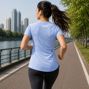 T-shirt de sport personnalisé pour femme, coupe ajustée, col rond, manches courtes, séchage rapide, respirant, écologique, compression, pour la course à pied, la gym, le yoga - Product Image 5
