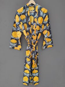 Bata Kimono de Algodón Floral Negra para Mujer, Larga, de Manga Larga, Informal, para Dormir, con Cuello Mandarín, Tejido Estampado - Product Image 1
