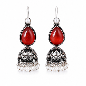 Pendientes Jhumka de Plata Oxidada Roja Vintage con Flecos de Perlas para Mujer - Product Image 1