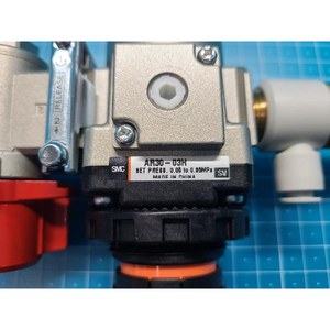 Régulateur d'air SMC AR30-03H, Vanne d'arrêt/verrouillage manuelle VHS30-N03-Z AR30-03H + VHS30-N03-Z, utilisée telle qu'elle est, Legacy Semiconductor - Product Image 3