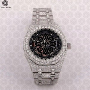 Montre en Moissanite Diamant Personnalisée en Acier Inoxydable pour Hommes et Femmes – Cadeau de Mariage de Luxe – Offre Spéciale Disponible - Product Image 3