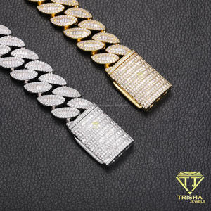 Collier de luxe en argent sterling 925 avec diamants moissanite en forme de feuille pour les importateurs de marques de bijoux et les détaillants en gros - Product Image 3