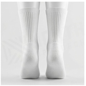 Chaussettes courtes blanches unies 100 % coton respirantes tricotées pour adultes, usage quotidien décontracté, saison printemps - Product Image 2