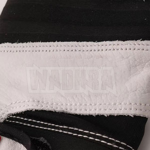 Gants de frappe de baseball modernes avec support durable pour la paume et tissu respirant - Product Image 6
