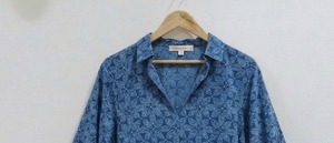 เดรสผ้าฝ้ายพิมพ์ลายบล็อกแฮนด์เมดสไตล์โบโฮสำหรับผู้หญิง ใส่สบาย ระบายอากาศได้ดี เหมาะสำหรับฤดูร้อน ผลิตในอินเดีย - Product Image 4