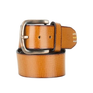 Cinturón clásico de cuero vacuno 100% de primera calidad en color tostado natural para hombre, adecuado para uso formal o informal, con hebilla de latón macizo. - Product Image 6