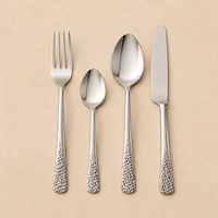 Ensemble de fourchettes, cuillères et couteaux à salade en acier inoxydable, très vendu, avec un design de poignée élégant