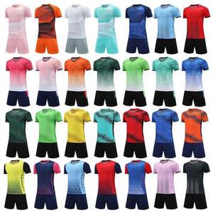 Diseña Tu Propio Conjunto de Fútbol, Uniforme Unisex, Equipación de Fútbol, Conjunto Completo - Product Image 2