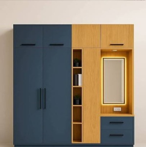 Armario grande de madera con varias puertas, secciones de exhibición de vidrio e iluminación integrada. Disponible a precios de mayorista. - Product Image 4
