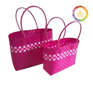 Petit sac fourre-tout en plastique tissé coloré pour pique-nique et plage - Product Image 4