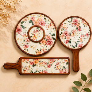 Ensemble de plateaux de service en bois fleuri faits à la main avec poignée pour la présentation de la vaisselle - Product Image 1