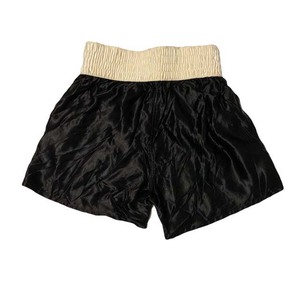Shorts de boxe unisexes en satin noir, taille élastique, coupe décontractée, vêtements d'arts martiaux MMA, taille adulte, shorts de boxe entièrement personnalisés - Product Image 1