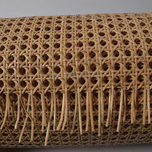Rollo de Mimbre Cuadrado Sostenible de Ratán y Malla Tejida para Bricolaje de Muebles y Decoración del Hogar, Hecho en Vietnam - Product Image 2