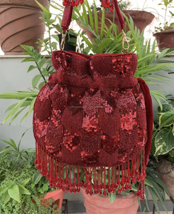 Chikankari กระเป๋า potli ปักสำหรับผู้หญิงกระเป๋าถือของขวัญสำหรับเจ้าสาว - Product Image 2