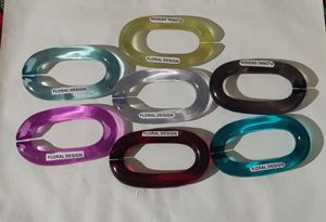 Décoration murale moderne en chaîne de résine pour la maison, idéale pour Diwali, anniversaires et mariages - Couleur et taille personnalisables, fabriquée à la main en Inde - Product Image 3