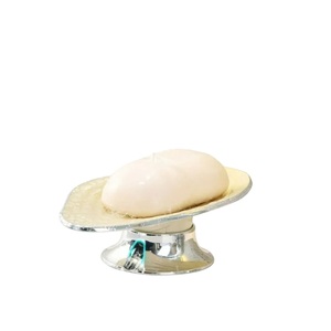 Porte-savon moderne en métal écologique, plateau à savon élégant finition bronze, accessoire de salle de bain sur piédestal, pour hôtel et maison, blanc - Product Image 6