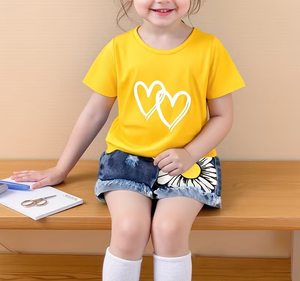 Girls 2Pcs Set Yellow Heart Print Short Sleeve T Shirt Denim Daisy Shorts Casual Summer Outfit - Product Image 3