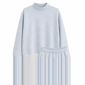 Conjunto de Pantalones Cortos y Top con Cuello Alto y Estampado de Rayas para Mujer, Modelo TS-STR-020 - Product Image 1