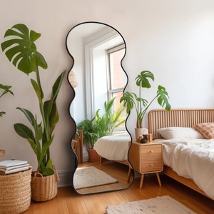 Miroir sur pied moderne à cadre en zigzag, idéal pour la création de contenu esthétique et la vérification des tenues, vente en gros depuis l'Inde - Product Image 1