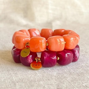 Brazalete de Resina Multicolor Moderno Hecho a Mano, Brazalete de Resina Personalizado, Brazaletes de Resina al por Mayor Disponibles desde India - Product Image 1