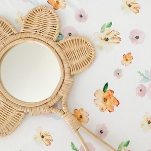 Adorables miroirs en rotin en forme de fleur pour les tout-petits, prix bas, petit miroir à main. - Product Image 2