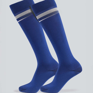 Chaussettes d'équitation unisexes à compression, couleur unie, avec logo personnalisé et design de revers, qualité supérieure, hauteur genou, prix de gros - Product Image 1
