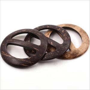 Anillos de Madera para Mujer, Ecológicos, Duraderos, Hechos a Mano, Calidad Garantizada, Medidas Personalizadas Disponibles, con Logotipo, Diseño Moderno - Product Image 1