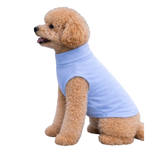 T-shirt anti-UV léger bleu ciel pour chien – Protection solaire estivale, doux, extensible, respirant et rafraîchissant - Product Image 3