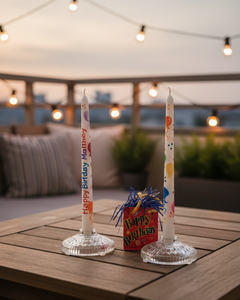 Velas Cónicas con Estampado de Globos Coloridos “Feliz Cumpleaños” – Set para Celebración de Fiestas - Product Image 3