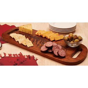 Planche à découper longue en bois avec un élégant motif d'arbre en pin gravé au laser et deux poignées intégrées pour couper les légumes - Product Image 5