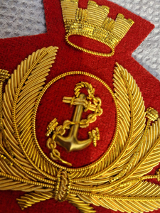 Insignias Bordadas a Mano con Hilo Metálico en Lienzo, Diseño 3D Personalizado, con Cierre de Mariposa, Tela de Alta Calidad, Precio Muy Bajo - Product Image 4