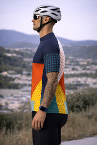 Maillot de cyclisme pour hommes de haute qualité, design tendance, logos d'équipe personnalisés par sublimation, uniforme de cyclisme sans couture - Product Image 5