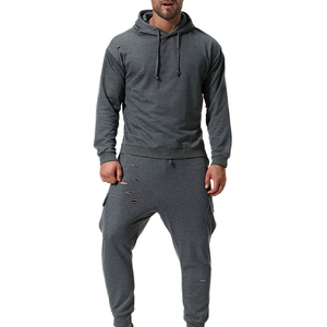 Ensemble de survêtement deux pièces décontracté pour homme White Bird Express : sweat à capuche gris vieilli et pantalon cargo jogger – Style streetwear écoresponsable 100 % - Product Image 1