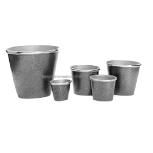 Ensemble de deux pièces de jardinières de fleurs en métal au design argenté pour accessoires de pot floral décoratif de jardin de restaurant - Product Image 3