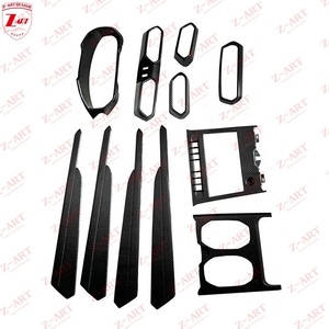 Kit de Molduras Interiores de Fibra de Carbono Seca Z-ART 2019+ para Lamborghini URUS, Cubierta de Tablero de Fibra de Carbono Preimpregnada para Lamborghini URUS - Product Image 2