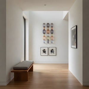 Escultura de Letra D Personalizada en Resina, Impermeable, Hecha a Mano, Forma Irregular, Color Naranja, Decoración Moderna y Artística para el Hogar - Product Image 2
