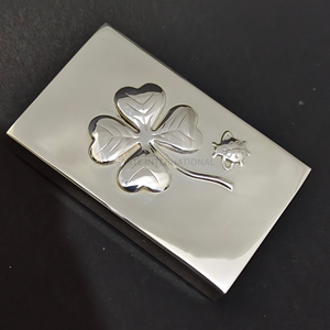 Boîte à allumettes de sécurité moderne en laiton, étui de luxe en métal, support gravé avec logo personnalisé, souvenir de mariage, allumettes lumineuses - Product Image 1