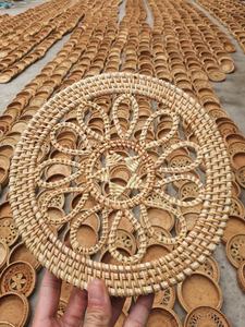 Bolsos de mimbre natural tejido a mano para accesorios de moda de verano elegantes y uso diario de compras de Vietnam por 99 Gold - Product Image 2