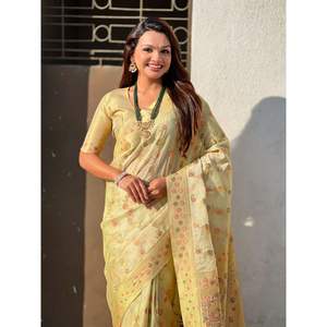 Sari de Seda Kora Premium Leheriya Meenakari Zari Tejido con Estampado Floral y Blusa de Brocado con Pallu Elegante - Product Image 5