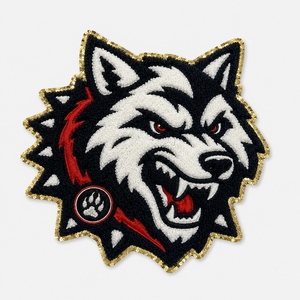 Écusson brodé personnalisé en chenille motif loup, grand logo animalier pour vestes universitaires, sacs à dos, sweats à capuche et vêtements - Product Image 1