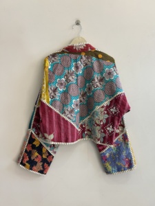 Indian <b>Patchwork</b> Quilted Boho <b>Jacket</b> Women Cotton Coat Vintage Kantha <b>Jacket</b> Reversible Overcoat Short <b>Jacket</b> - Product Image 3