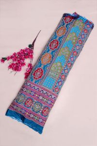 Tela con estampado geométrico azul cielo y borde grueso para diseño de kurti, material para vestidos, tela para ropa étnica. - Product Image 5