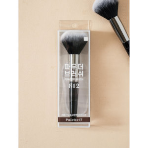 17-<b>Palette</b> Single Makeup Powder Brush - Product Image 1