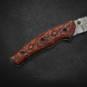 Couteau utilitaire pliant artisanal à lame droite de type Drop Point avec lame en acier Damas, manche en bois et étui en cuir - Qualité DIY - Product Image 3