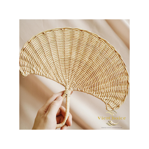 Éventail en rotin naturel Vietchoice en gros, écologique, en feuilles de palmier tressées, design personnalisé, décoration murale pour salon - Product Image 4