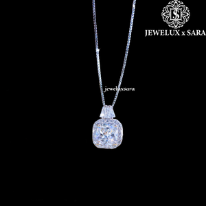 Collar de Diamantes Moissanite Plateados de Lujo para Mujer con Colgante de Corte Brillante, Perfecto para Compromiso y Uso Diario - Product Image 6
